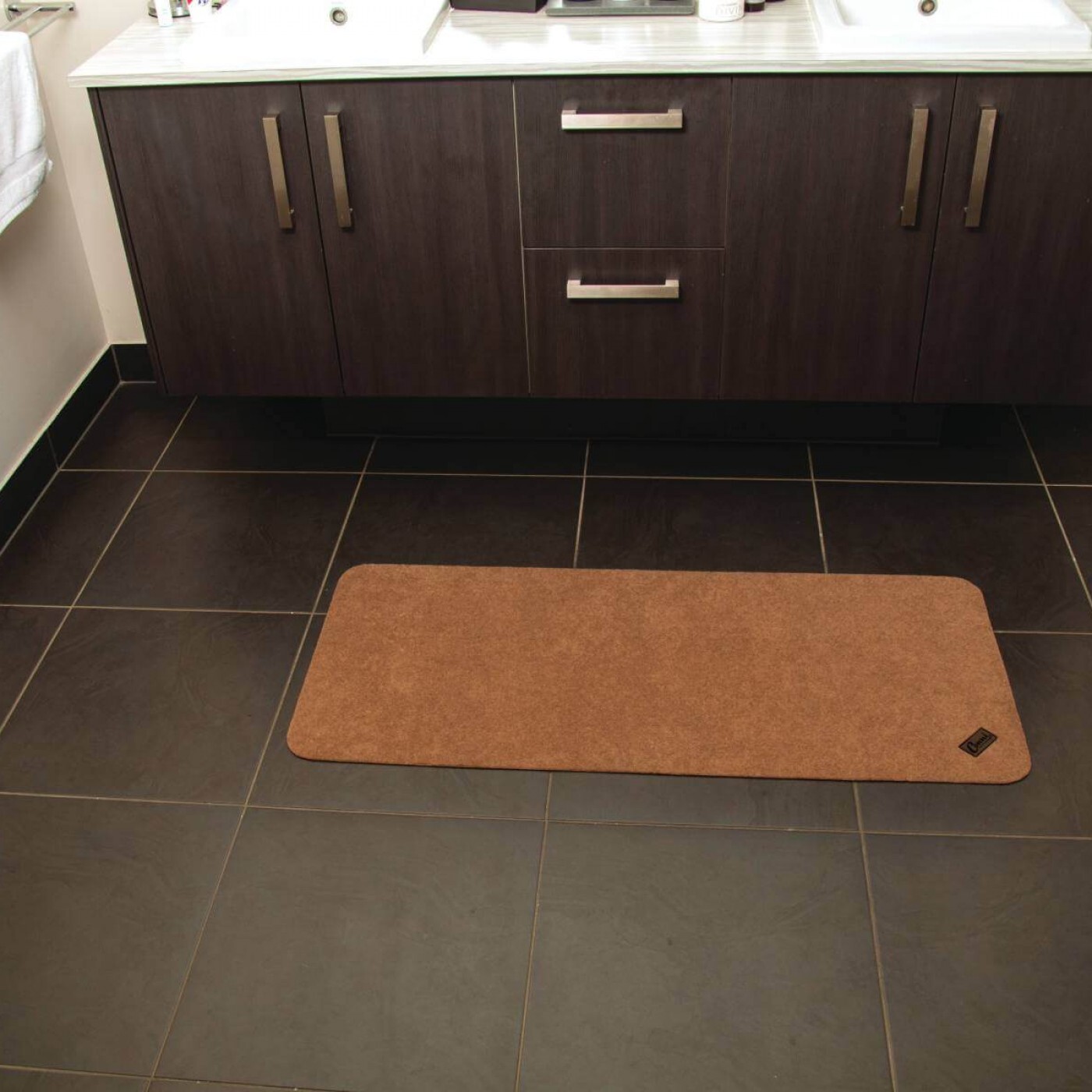 Conni Anti-Slip Floor Mat Classic 60 x 90cm - Pebble