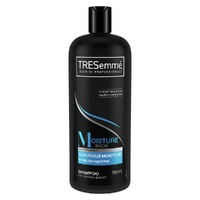 TRESemmé Moisture Rich Shampoo Luxurious Moisture for Dry, Damaged Hair 750mL
