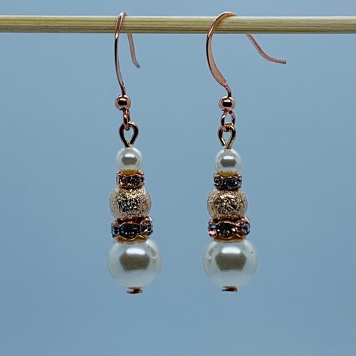RaYisa Jewels Cream & Light Rose Gold Dangle Earring